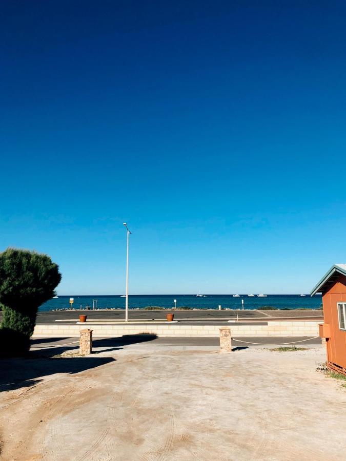 Shark Bay Cottages Denham Exterior foto